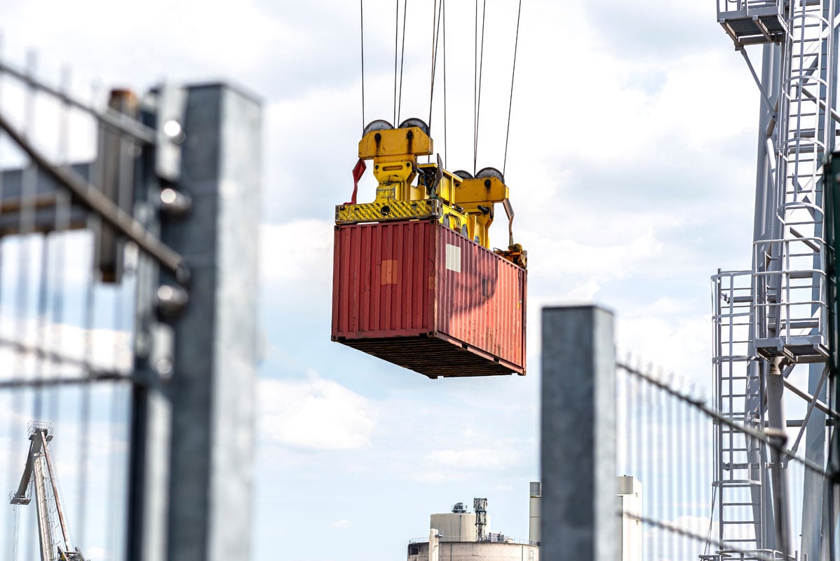 Port container crane loading